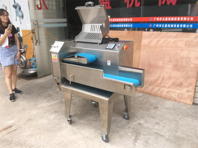 商用自動(dòng)切菜機(jī)為什么說(shuō)是廚房中很實(shí)用的設(shè)備？
